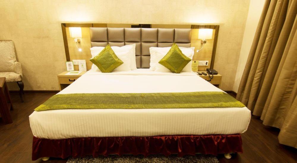 Hotel Kc Manor Jamshedpur Esterno foto