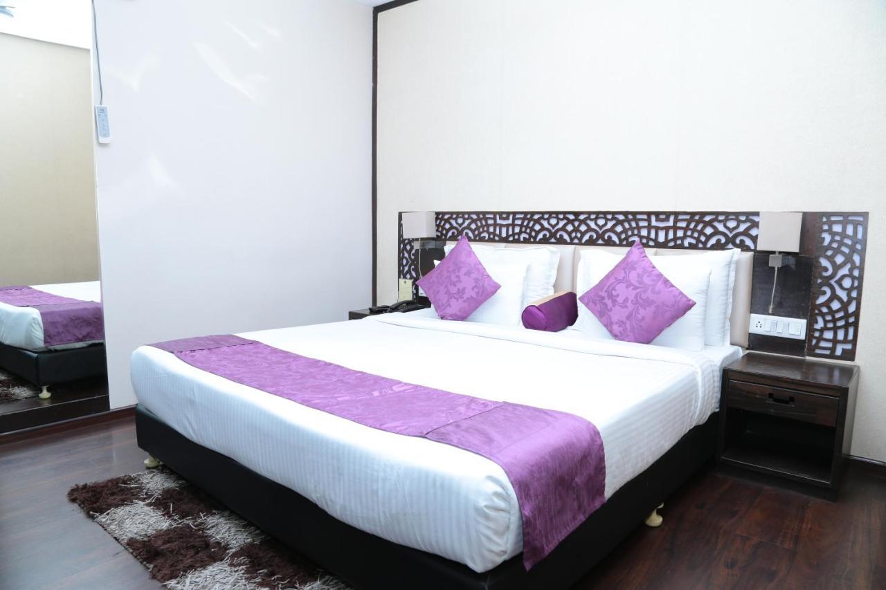 Hotel Kc Manor Jamshedpur Esterno foto